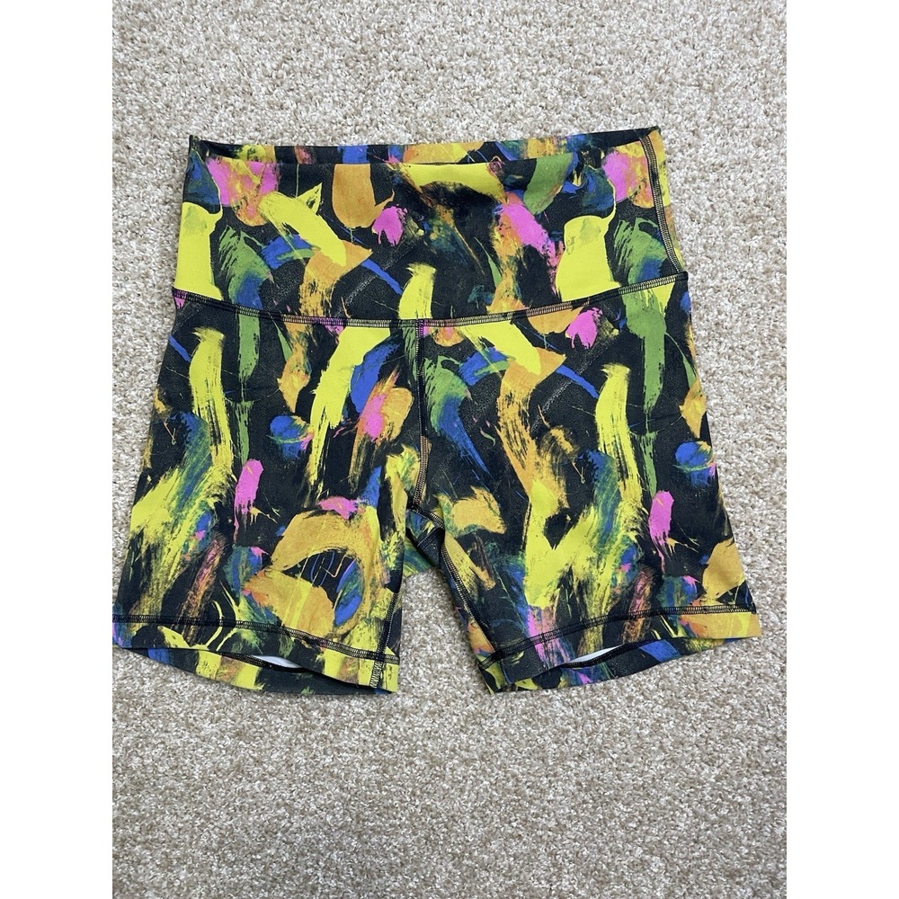 Lululemon Women's Wonder Bike Shorts Yellow Floral Size 10